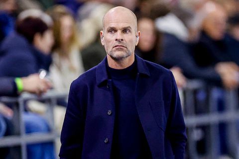 Schaatsicoon Erben Wennemars hekelt opmerkelijke actie bij WK allround: 'Alleen maar voor de bühne'