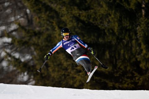 Zilver voor paraskiër Niels de Langen (27), TeamNL viert na twee tegenvallers eerste succes op Paralympische Spelen