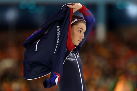 Schaatslegende Marianne Timmer ziet opvallende reactie bij ‘pijnlijk moment’ in Thialf: ‘Echt kippenvel’