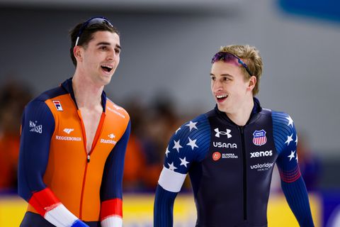 Jenning de Boo en Jordan Stolz 'vechten vete uit' in Thialf: 'Dat was echt voelbaar'