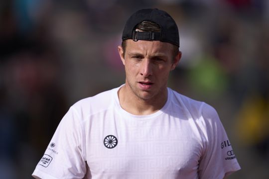 Tallon Griekspoor begint gravelseizoen goed met moeizame zege in Monte Carlo