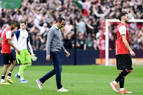 John van 't Schip en Jorrel Hato komen negatieve superlatieven tekort: 'Het is een gezamenlijk falen'