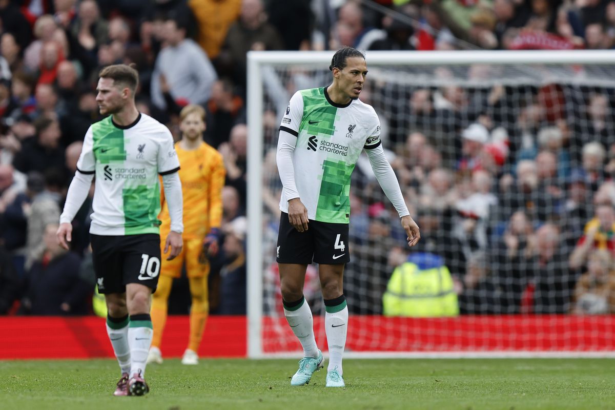 Waanzinnige goals Manchester United doen Liverpool pijn: koppositie kwijt in Premier League