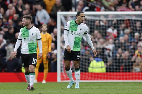 Waanzinnige goals Manchester United doen Liverpool pijn: koppositie kwijt in Premier League