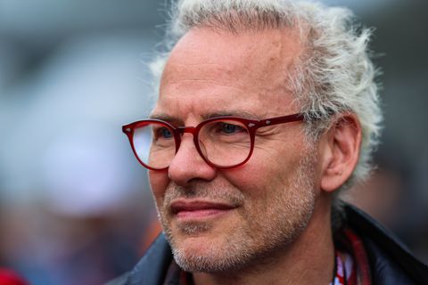 Voormalig wereldkampioen F1 haalt fors uit naar coureur na overtreden van ongeschreven regel