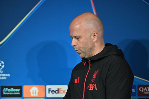 Arne Slot is het oneens met Liverpool-aanvoerder Virgil van Dijk: 'Dat zou iedereen moeten hebben'