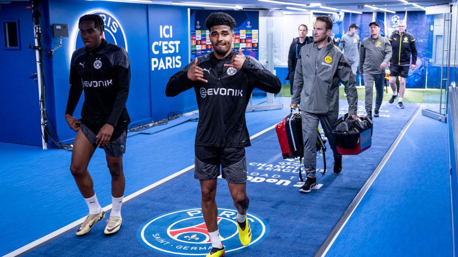 TV-gids: op deze zender kijk je naar de return tussen PSG en Borussia Dortmund