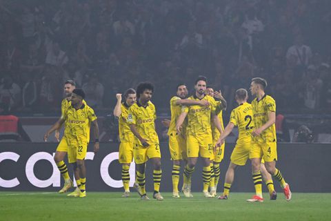 Borussia Dortmund schakelt Paris Saint-Germain uit en is Champions League-finalist