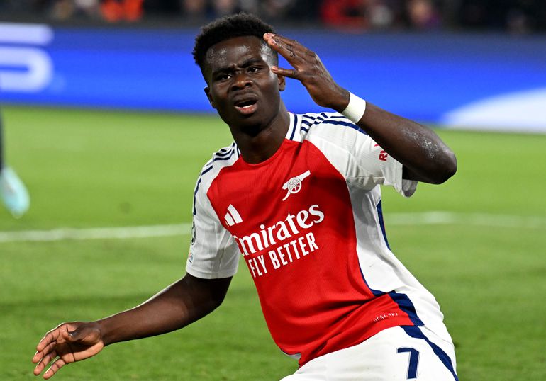 Wéér kritiek op Arsenal-speler Bukayo Saka na gemiste kans voor open doel in halve finale Champions League