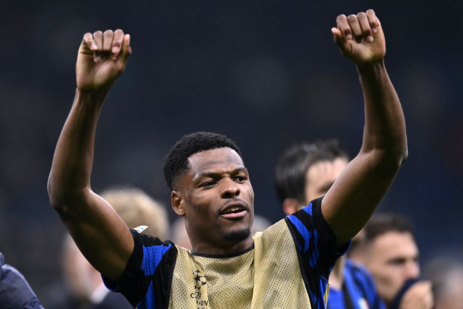 Champions League-held Denzel Dumfries zorgt voor verbazing bij oude bekende: 'Het is bizar wat je ziet'