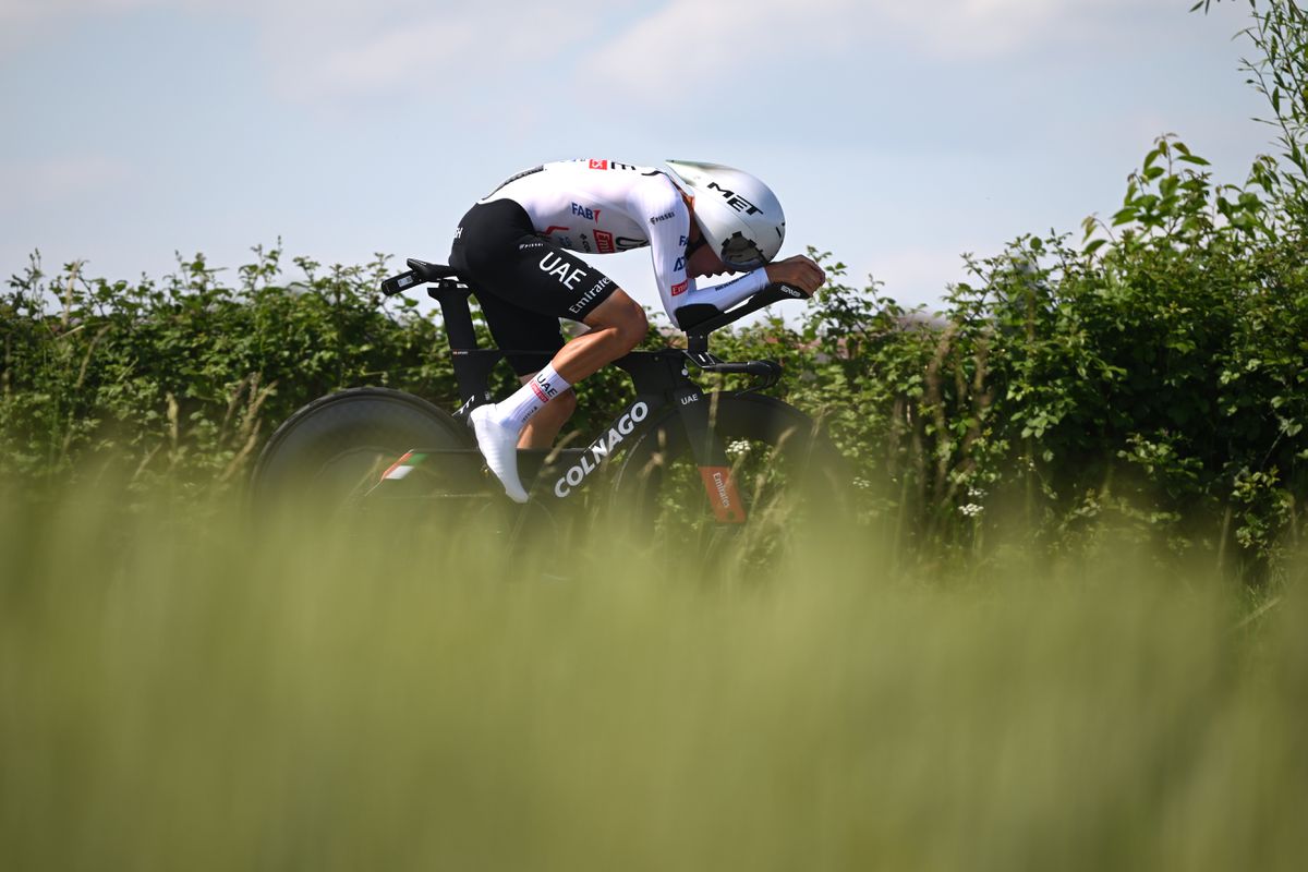 Niet alleen gevolgen voor Visma | Lease a Bike: meesterknecht van Tadej Pogacar mist mogelijk de Tour