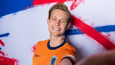 Moeder van Frenkie de Jong heeft een boodschap voor hem: 'Ik uit het niet zo vaak in woorden...'