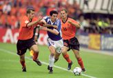 Ronald de Boer in actie op het EK 2000. © Getty Images