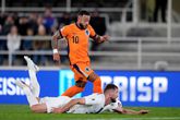 Memphis Depay tijdens kwalificatiewedstrijd tussen Nederland en Finland © Getty Images.