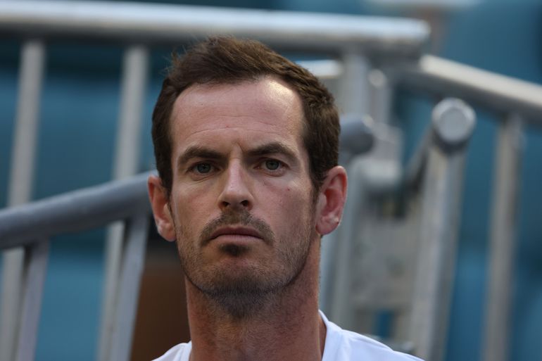Tennislegende over 'moeilijke tijd' met dochter (9): 'Ze behandelt me als een vreemde'
