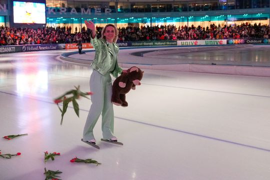 Topschaatsster Irene Schouten deelt vertederende beelden van leven als moeder