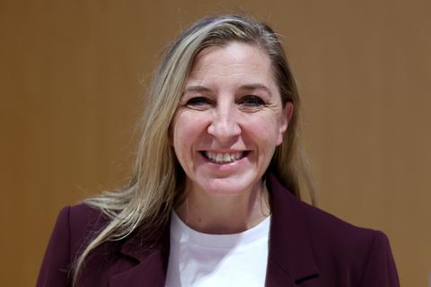 Schaatsicoon Anni Friesinger (49) deelt opmerkelijke onthulling: 'Wat vinden jullie?'
