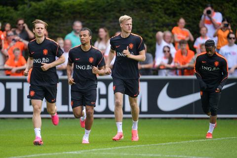 Topclub uit Premier League aast op Oranje-international: twee megabiedingen afgewezen