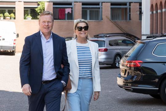Bondscoach Ronald Koeman openhartig over ernstige ziekte van vrouw Bartina: 'Dat zou het ultieme zijn'