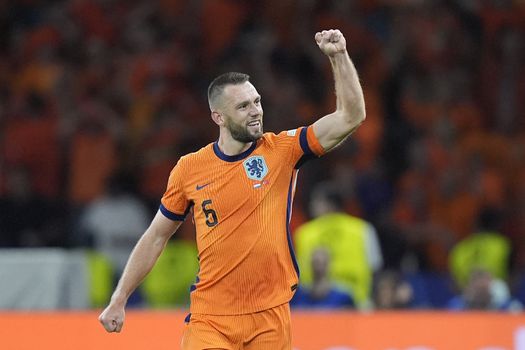 Bijzondere statistiek voor Stefan de Vrij bij Oranje na cruciaal doelpunt tegen Turkije