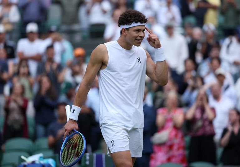 Toptennisser doet bijzonder verzoek voor zus: 'Ze is mijn geluksbrenger'
