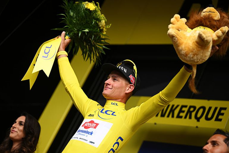 Tour de France 2025 | Stand in de groene trui op z'n kop na uitvallen Philipsen, Mathieu van der Poel in het geel