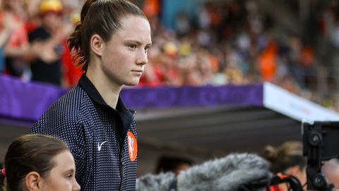 Ouders van talentvolle Oranje Leeuwin (19) waren totaal geen voetbalfans: 'Nooit verwacht'