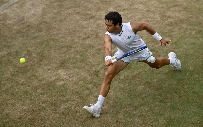 Toptennisser wekt woede op Wimbledon door ruzie met umpire over ballenjongen