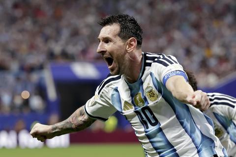 Topscorers WK voetbal | Lionel Messi na waanzinnige kraker weer alleen aan kop