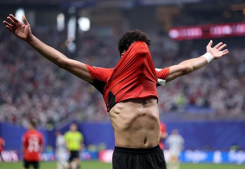 Live WK voetbal | Argentinië en Lionel Messi diep in de problemen na tweede treffer Egypte