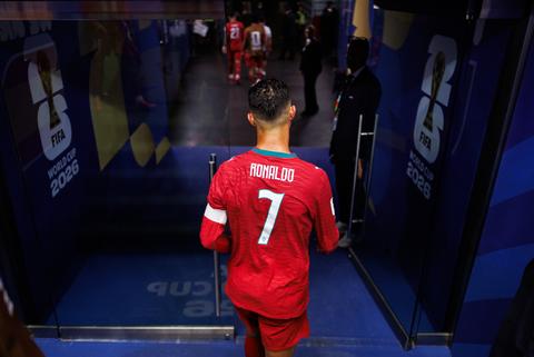 Teleurgestelde Cristiano Ronaldo (41) spreekt zich uit over toekomst bij Portugal