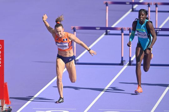 Trotse Nadine Visser paste nieuw trucje toe op 100 meter horden: 'Hebben jullie het gezien?'