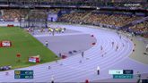 Teleurstellende Lieke Klaver zorgt met vreemde actie voor verbazing tijdens cruciale olympische 400 meter: Nederlandse krijgt gele kaart