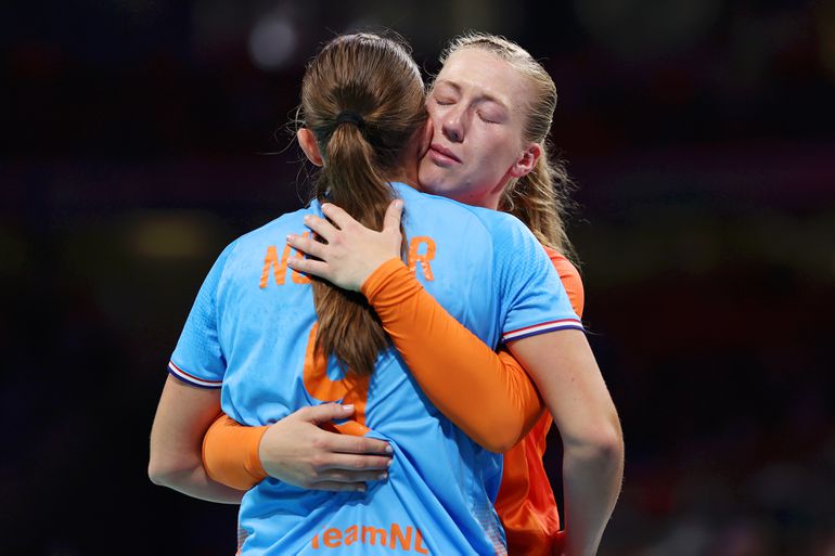 'Dit doet pijn': Nederlandse handbalsters verlaten met een gebroken hart de Olympische Spelen