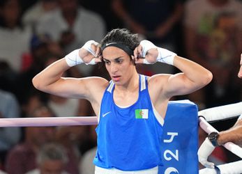 Boksster Imane Khelif is 'erg geraakt' door ophef tijdens Olympische Spelen: 'Waarom ik?'