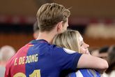 Frenkie de Jong en zijn vrouw Mikky. © Getty Images
