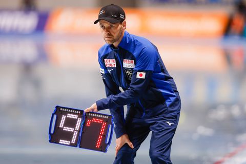 Nederlandse schaatscoach blikt terug op loodzware beslissing: 'Neemt ze het je nog kwalijk?'
