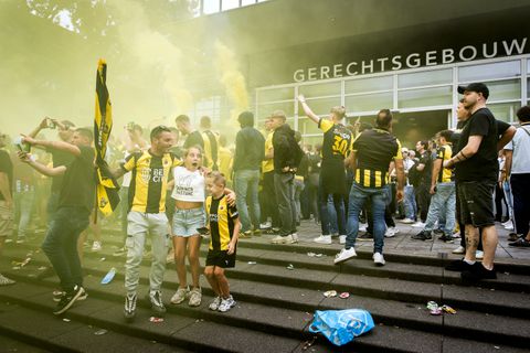 Emoties 'schieten alle kanten op' bij noodlijdend Vitesse: 'Als iemand je doodschiet, is het voorbij'