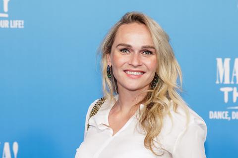 Schaatsicoon Irene Schouten (34) geeft persoonlijk inkijkje in haar leven met zoontje (1): 'Daar geniet hij erg van'