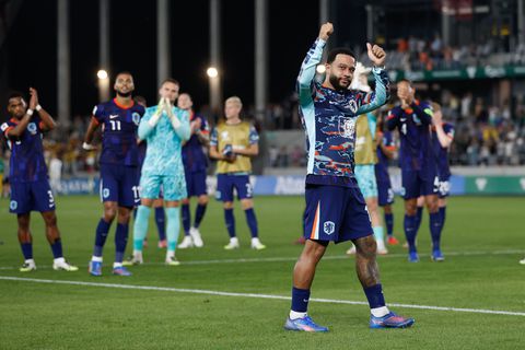 Memphis Depay is duidelijk na historische avond bij Oranje: 'Wat kan ik anders doen?'