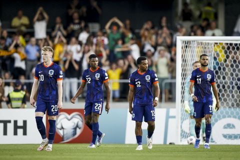 Oranje op rapport na historisch en zwak duel: één held en schlemiel op een bijzondere avond