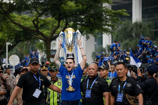 Transfers die (ook) buiten het veld scoren: Arjen Robben en de Nederlandse David Beckham in Indonesië