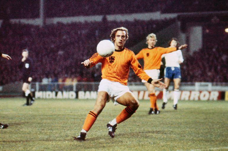 Oud-voetballer en Oranje-icoon Johan Neeskens onverwacht overleden op 73-jarige leeftijd