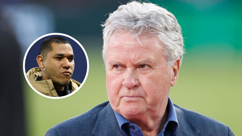 Ex-bondscoach Oranje aangeboden bij Almere City tijdens rampjaar: 'Ik heb alle appjes op mijn telefoon staan'