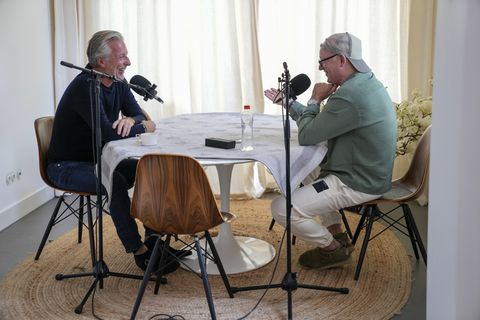 René van der Gijp vertelt over 'leukste half jaar als analist': 'Toen ben ik op staande voet ontslagen'