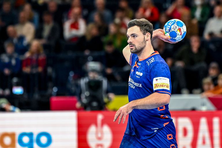 Handballers starten EK-kwalificatie met benauwde zege op Oekraïne