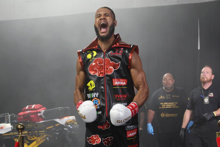 Glory-kampioen Chico Kwasi hint naar volgende tegenstander en mogelijke carrièreswitch: 'Toch weer een risico'