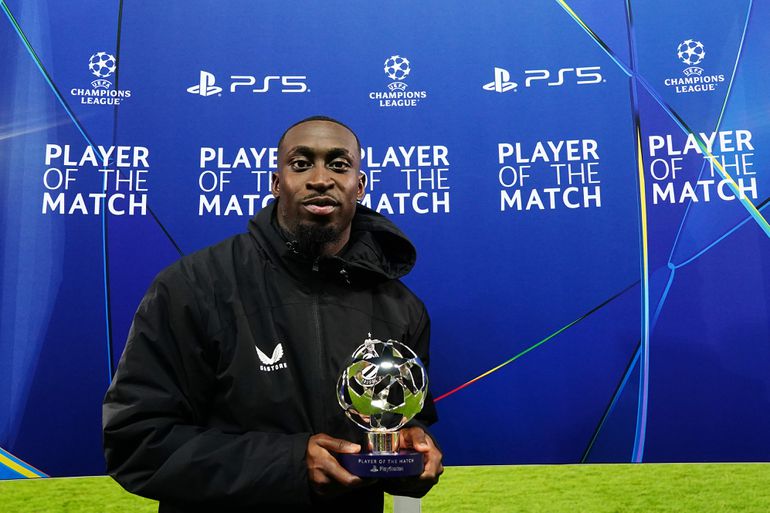 Ajax-flop van 14 miljoen euro na ijzersterke opleving voor het eerste opgeroepen voor nationaal elftal