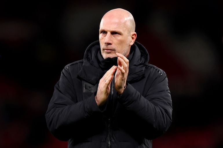 'Ajax wint informatie in over transfervrije Belg als nieuwe trainer'