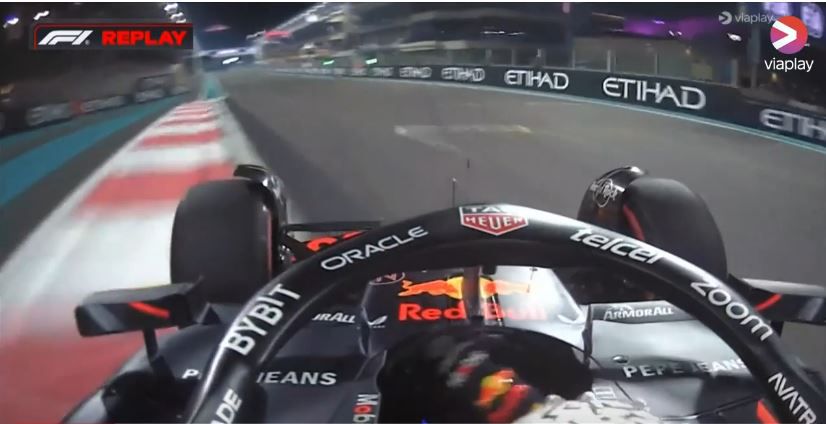 Bekijk hier hoe Max Verstappen op het nippertje zware crash tijdens kwalificatie in Abu Dhabi voorkomt